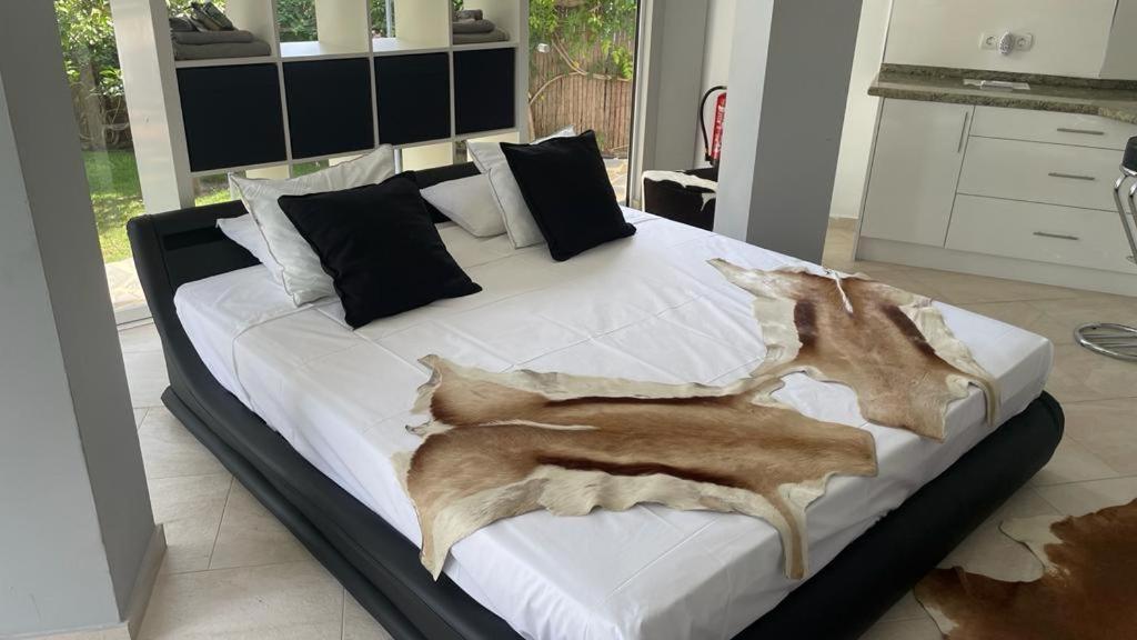 Luxury Villa With Swimming Pool And Jacuzzi Marbella Exteriér fotografie