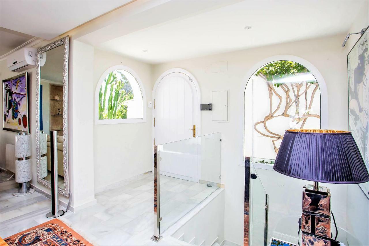 Luxury Villa With Swimming Pool And Jacuzzi Marbella Exteriér fotografie