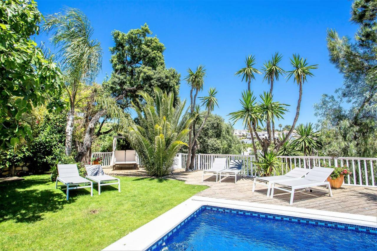 Luxury Villa With Swimming Pool And Jacuzzi Marbella Exteriér fotografie
